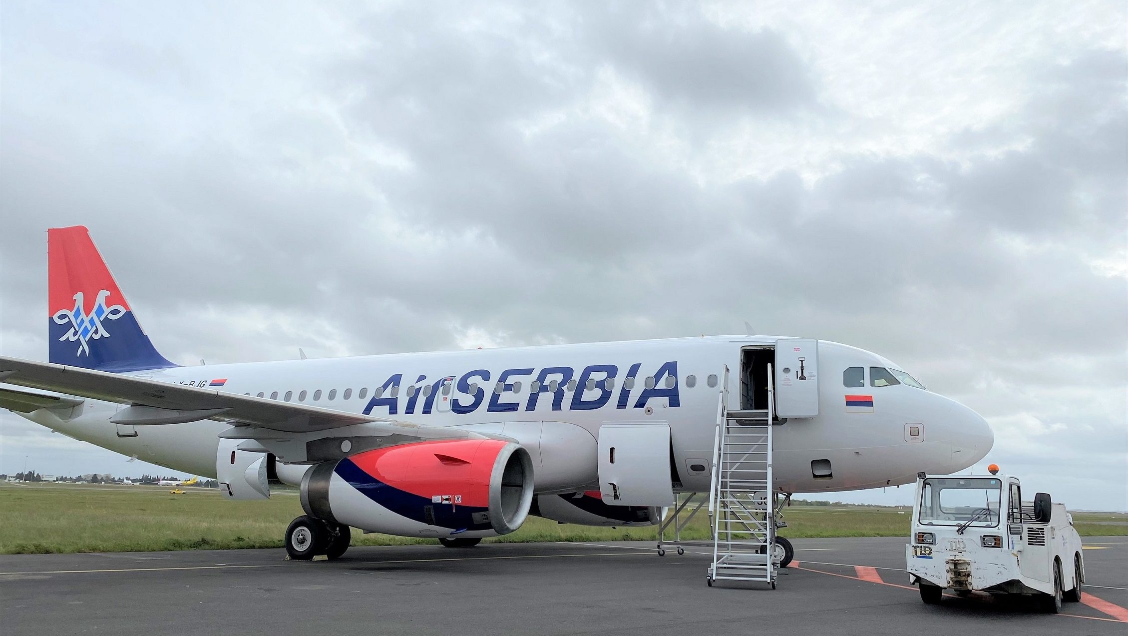 Air Serbia avion